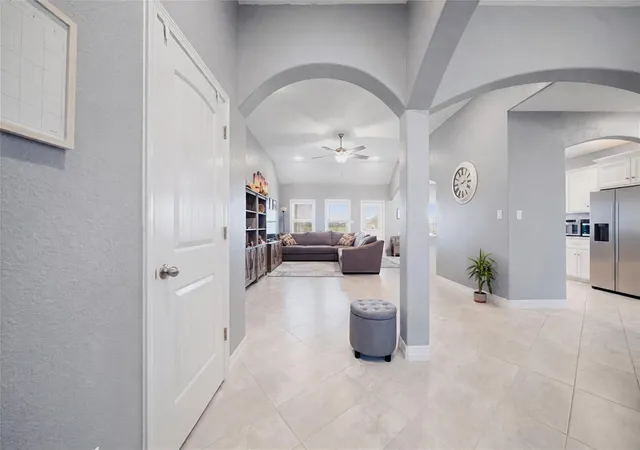 Photo 3 of Single family home for sale at 1131 Appaloosa Cir, Angleton, TX 77515 | MLS# 69131740 | Listing updated on 2026-09-14