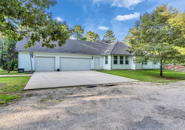 Photo 4 of Land for sale at 9058 Amelia Dr, Anderson, TX 77830 | MLS# 96018729 | Listing updated on 2026-09-08