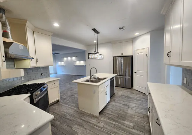 4th image of 23702 Prince Lawrence Ct, Katy, TX 77493 | MLS# 44434022