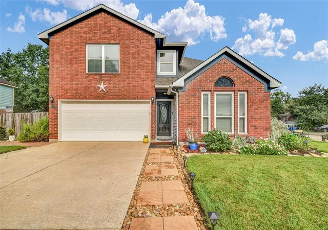Single family home for sale at 257 N Ranch House Rd, Angleton, TX 77515 | MLS# 67610157