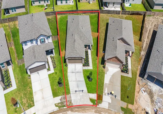 2nd image of 1427 Capitola Ln, Rosharon, TX 77583 | MLS# 78998699