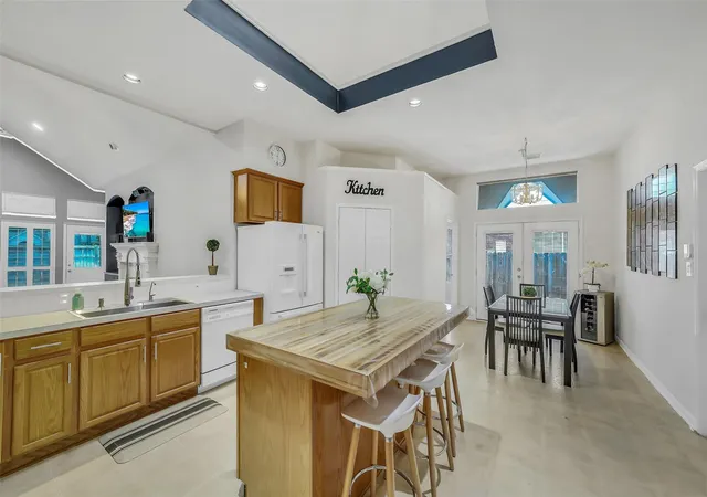 Photo 4 of Single family home for sale at 11219 Timbercreek Fls Dr, Houston, TX 77095 | MLS# 25576934 | Listing updated on 2026-08-23