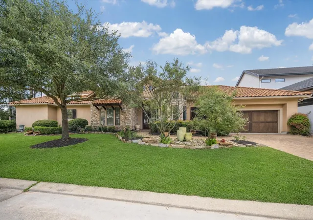 Photo 1 of Single family home for sale at 70 Shadow Crk Ridge Dr, Spring, TX 77389 | MLS# 40263323 | Listing updated on 2026-07-28