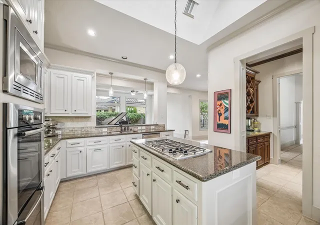 Photo 2 of Single family home for sale at 70 Shadow Crk Ridge Dr, Spring, TX 77389 | MLS# 40263323 | Listing updated on 2026-07-28