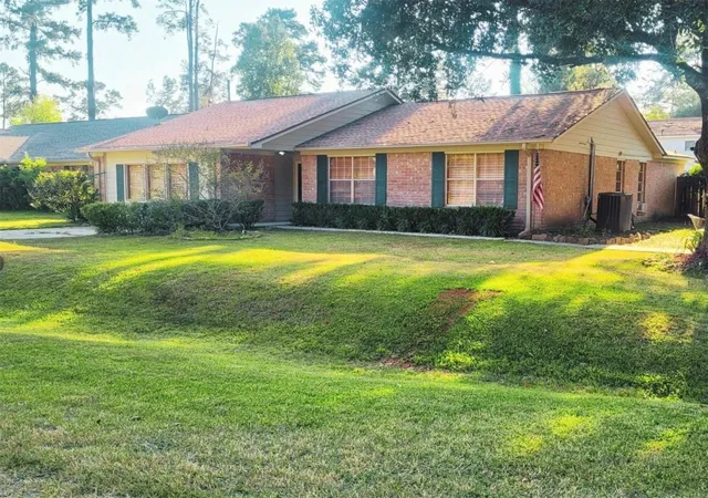 Photo 1 of Sale Pending at 10211 Kerr Ln, Conroe, TX 77385 | MLS# 30663914 | Listing updated on 2026-08-10