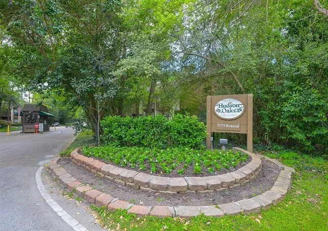 13th image of 11711 Memorial Dr #570, Houston, TX 77024 | MLS# 50643904