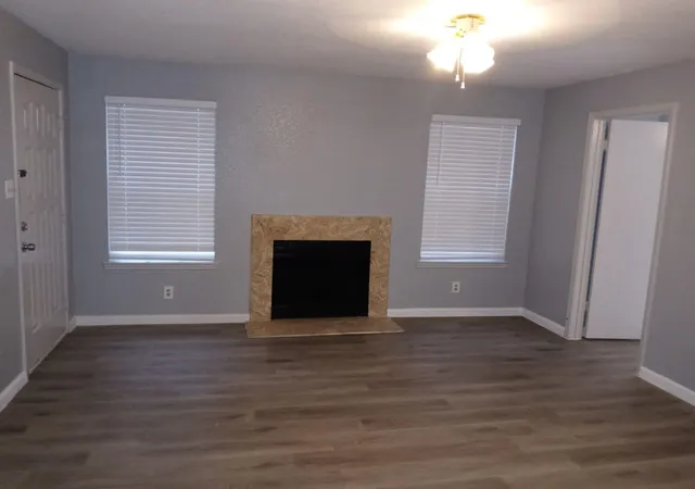 4th image of 9700 Leawood Blvd #306, Houston, TX 77099 | MLS# 59730509