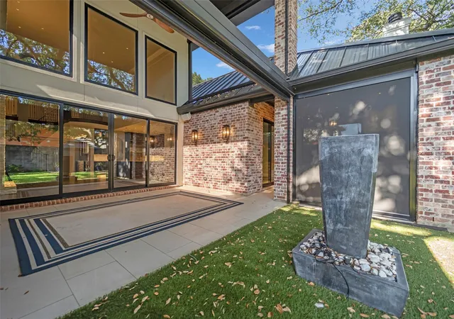 44th image of 4719 Waring St, Houston, TX 77027 | MLS# 65468534