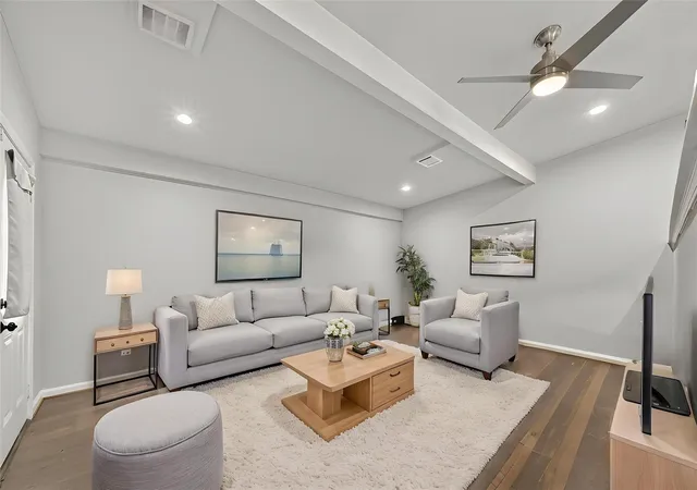 3rd image of 3201 Binz St, Houston, TX 77004 | MLS# 33436396