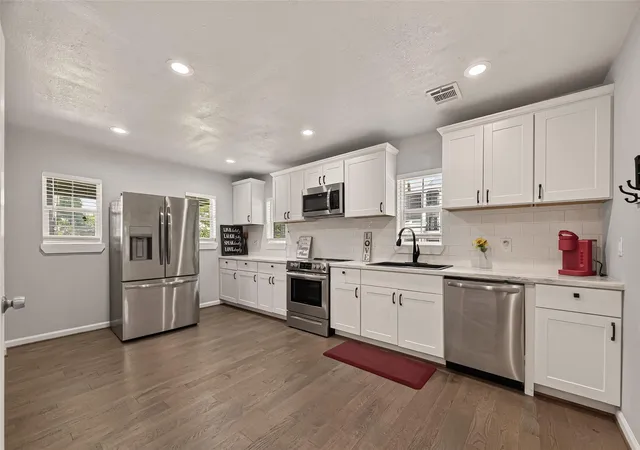 5th image of 3201 Binz St, Houston, TX 77004 | MLS# 33436396