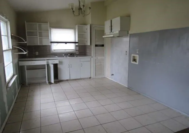 4th image of 310 Georgia St, South Houston, TX 77587 | MLS# 22348173