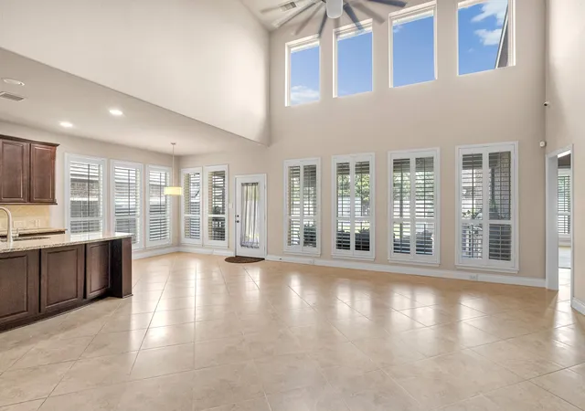 Photo 4 of Single family home for sale at 3007 Inglewood Ln, Pearland, TX 77584 | MLS# 13914787 | Listing updated on 2026-09-20