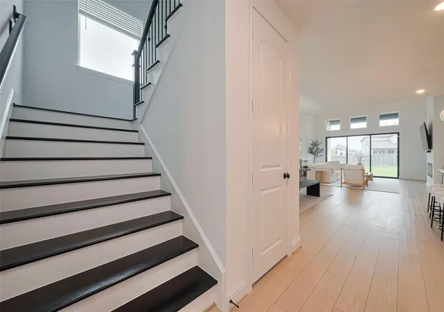 5th image of 9603 Crescent Mill Dr, Missouri City, TX 77459 | MLS# 39237766
