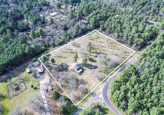 11th image of 6445 N Hill Rd, Navasota, TX 77868 | MLS# 21383344