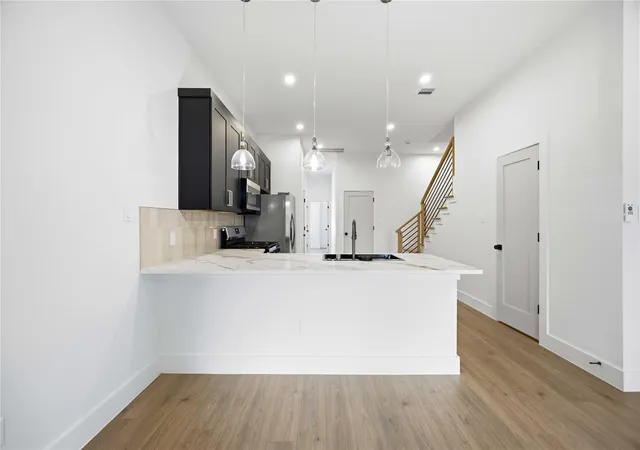 4th image of 5302 San Juan St, Houston, TX 77020