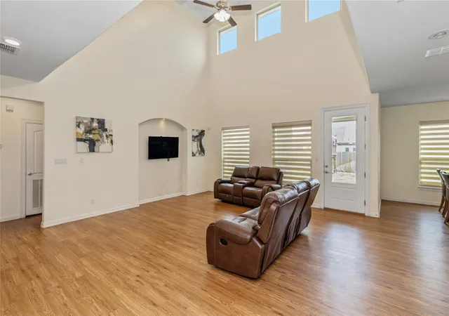 3rd image of 2016 Santa Fe Cir, Edinburg, TX 78542 | MLS# 42332724