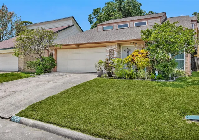 Photo 2 of Single family home for sale at 1706 Bodart Ct, Houston, TX 77090 | MLS# 17260434 | Listing updated on 2026-07-27
