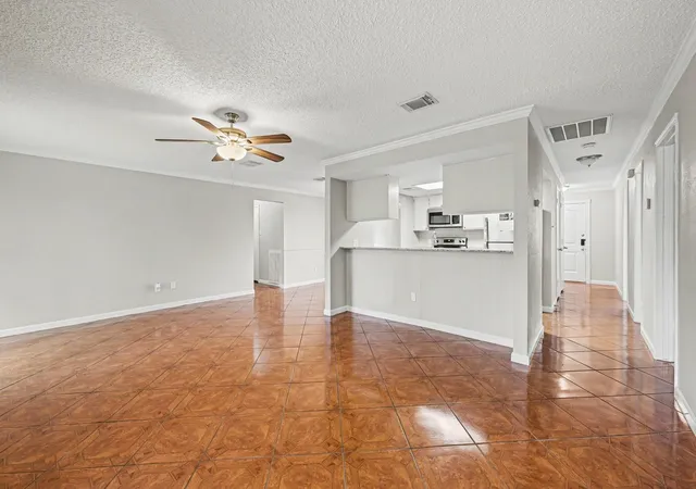 Photo 3 of Single family home for sale at 19427 Gagelake Ln, Houston, TX 77084 | MLS# 87406637 | Listing updated on 2026-09-10
