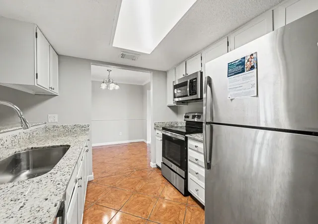 Photo 4 of Single family home for sale at 19427 Gagelake Ln, Houston, TX 77084 | MLS# 87406637 | Listing updated on 2026-09-10