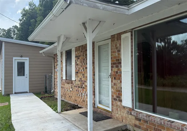 Photo 3 of Sale Pending at 297 Hackberry Ln, Livingston, TX 77351 | MLS# 86992528 | Listing updated on 2026-09-20