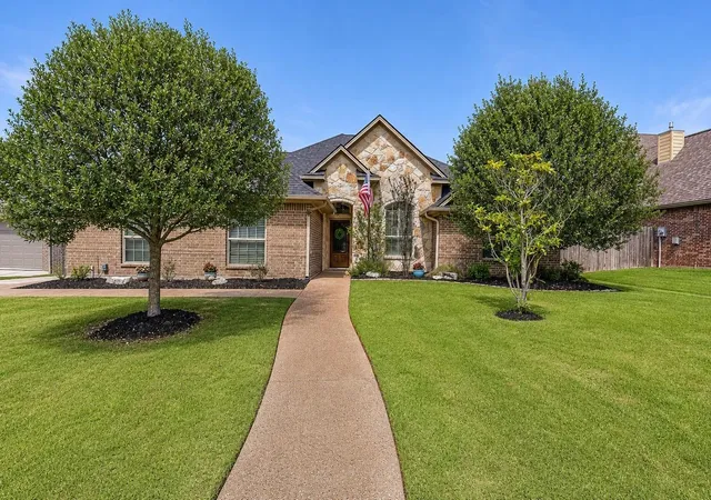 1st image of 1605 Mariners Cvs, College Station, TX 77845 | MLS# 76993627