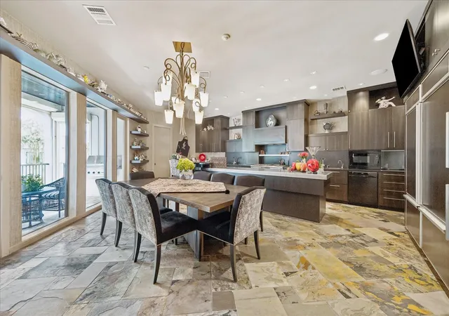 5th image of 5027 Heatherglen Dr, Houston, TX 77096 | MLS# 38421721