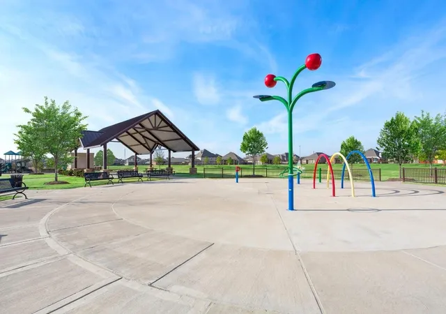Photo 4 of Sale Pending at 7806 Mica Valley Ln, Richmond, TX 77406 | MLS# 62969571 | Listing updated on 2026-08-17