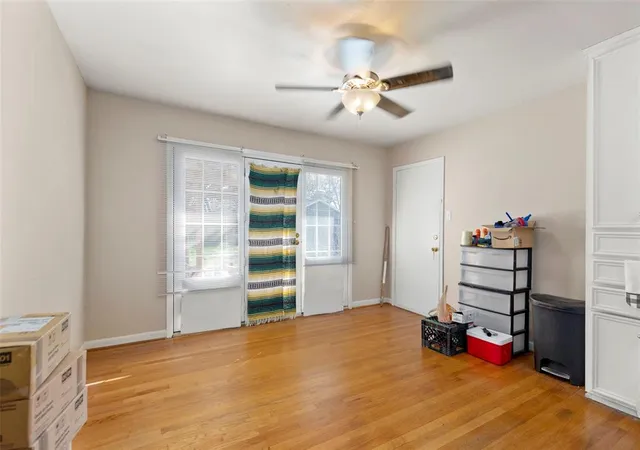 5th image of 4709 Sanford Rd, Houston, TX 77035 | MLS# 68992995