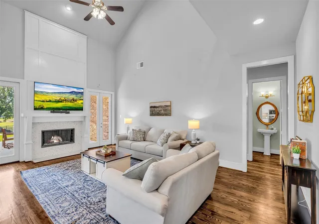 Photo 3 of Single family home for sale at 293 Camden Hills Dr, Montgomery, TX 77356 | MLS# 15996162 | Listing updated on 2026-09-13