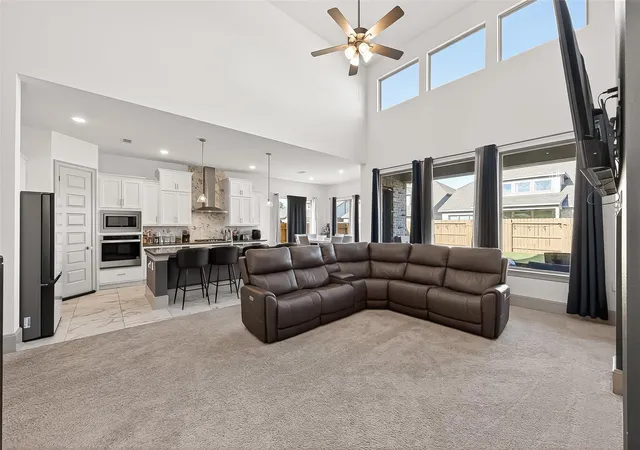Photo 4 of Single family home for sale at 15814 Dutton Pines Dr, Humble, TX 77346 | MLS# 87798339 | Listing updated on 2026-08-14