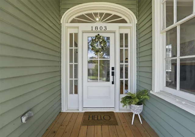 Photo 3 of Single family home for sale at 1803 27th Street, Galveston, TX 77550 | MLS# 69321437 | Listing updated on 2026-09-20