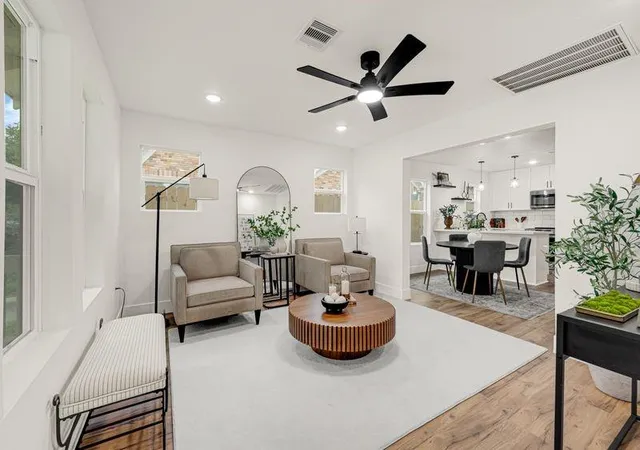 4th image of 1519 Munger St, Houston, TX 77023 | MLS# 98261837