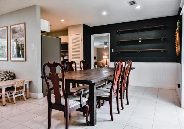 3rd image of 522 Sunview Dr, Livingston, TX 77351 | MLS# 57081955