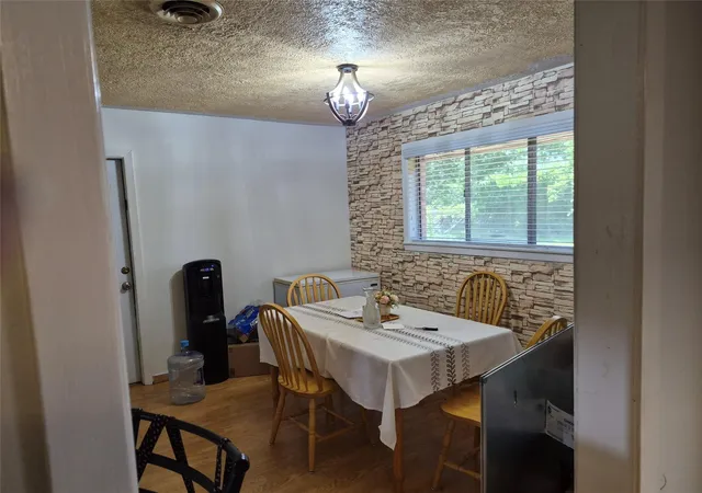 Photo 3 of Single family home for sale at 207 Loon River Dr, Huffman, TX 77336 | MLS# 47376776 | Listing updated on 2026-08-03