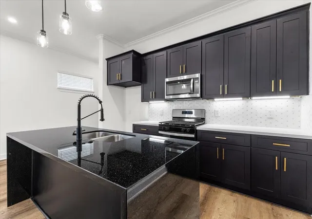 4th image of 5011 Elizabeth City St, Houston, TX 77021 | MLS# 47467075