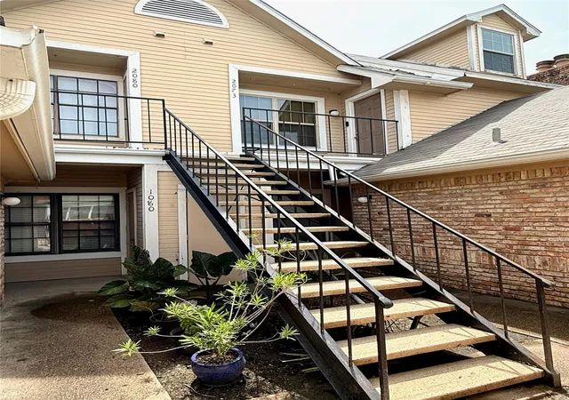 2nd image of 2300 Old Spanish Trl #2073, Houston, TX 77054 | MLS# 32979702