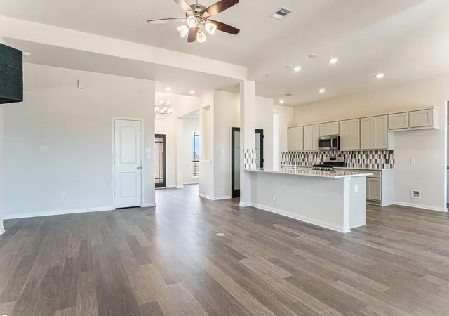 Photo 4 of Single family home for sale at 13637 Armstrong, Conroe, TX 77303 | MLS# 94746597 | Listing updated on 2026-07-03