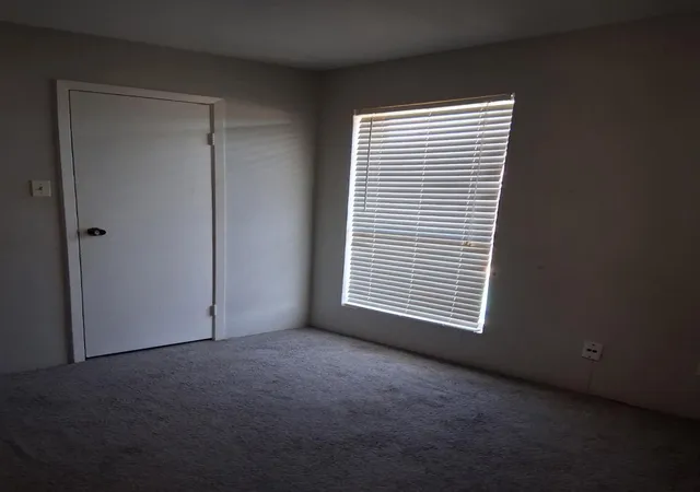 image of 12905 Woodforest Blvd, Houston, TX 77015
