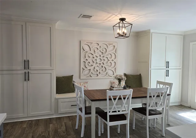 Photo 3 of Single family home for sale at 138 N Lake Dr, Winnie, TX 77665 | MLS# 32526018 | Listing updated on 2026-09-23