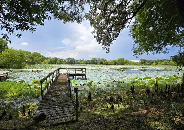 Photo 4 of Single family home for sale at 138 N Lake Dr, Winnie, TX 77665 | MLS# 32526018 | Listing updated on 2026-09-23