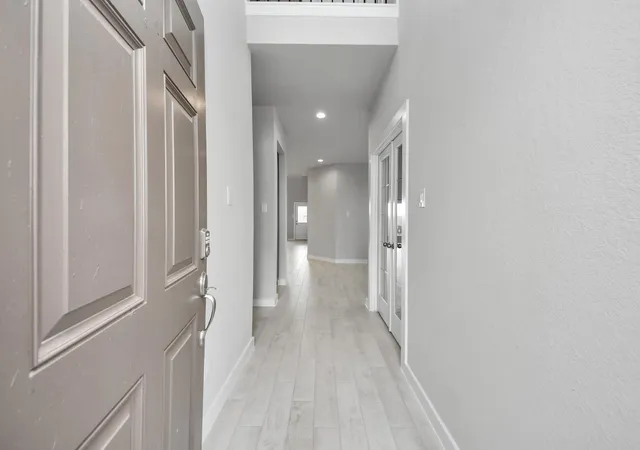 3rd image of 68 Thickets Grove Dr, Dayton, TX 77535 | MLS# 37137637