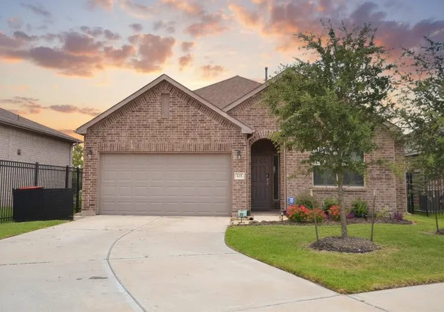 Photo 1 of Single family home for sale at 137 Eliana Shrs Dr, Katy, TX 77493 | MLS# 42462900 | Listing updated on 2026-08-31
