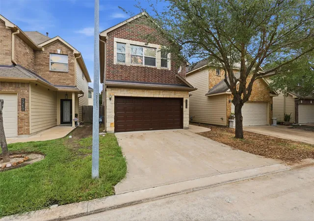 Photo 3 of Single family home for sale at 1710 Tornado, Houston, TX 77091 | MLS# 77098995 | Listing updated on 2026-07-26