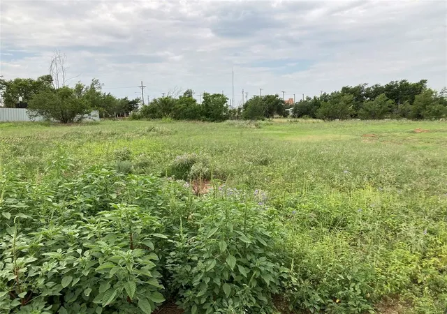 Homes for sale in Burkburnett, TX | 1479 Holman Rd Rd, Burkburnett, TX 76354 | MLS# 63997117