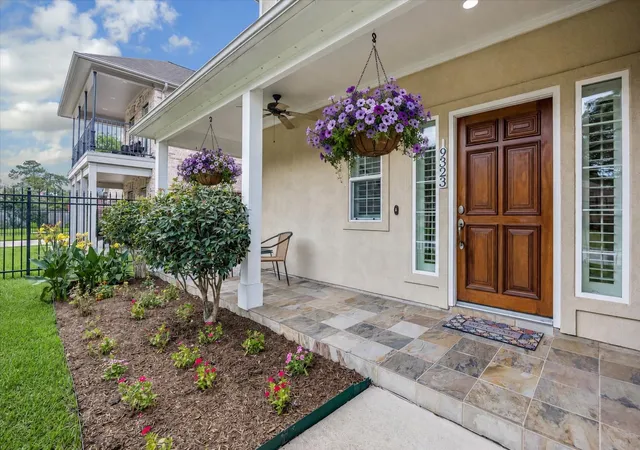 Photo 2 of Single family home for sale at 9323 Olathe St, Houston, TX 77055 | MLS# 77510470 | Listing updated on 2026-08-03