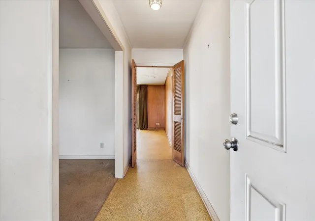 Photo 3 of Sale Pending at 11515 Oak Trl, Austin, TX 78753 | MLS# 25674073 | Listing updated on 2026-07-30