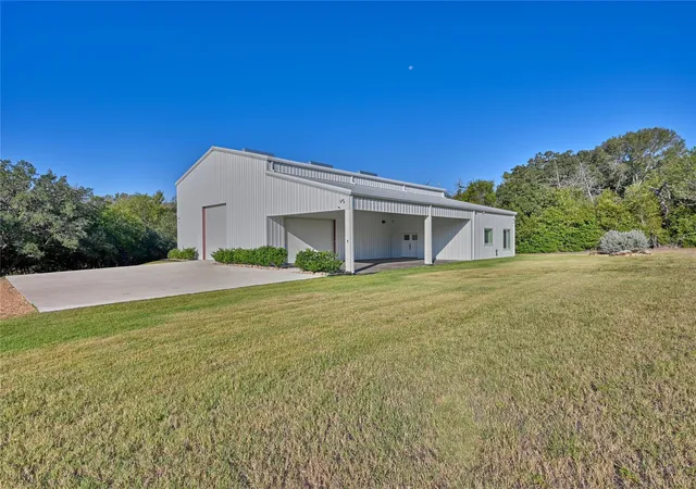 2nd image of 3631 Hwy 159, La Grange, TX 78945 | MLS# 91930603