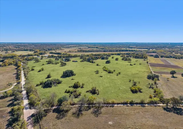 Homes for sale in Fayetteville, TX | 6230 Kovar Rd, Fayetteville, TX 78940 | MLS# 24448902