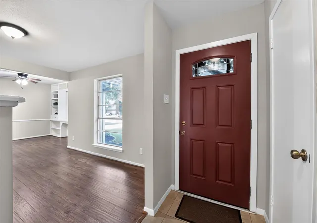 image of 16019 Mill Point Dr, Houston, TX 77059 | MLS# 26934373