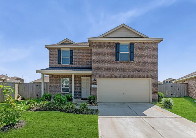 Photo 1 of Sale Pending at 9803 Wembley Vista Ct, Baytown, TX 77521 | MLS# 41491373 | Listing updated on 2026-09-15